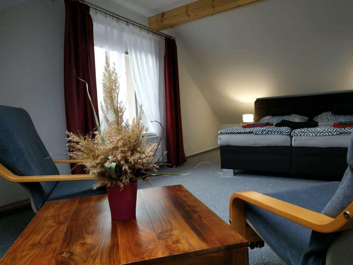 Bila Hora Stramberk Appartement Buitenkant foto